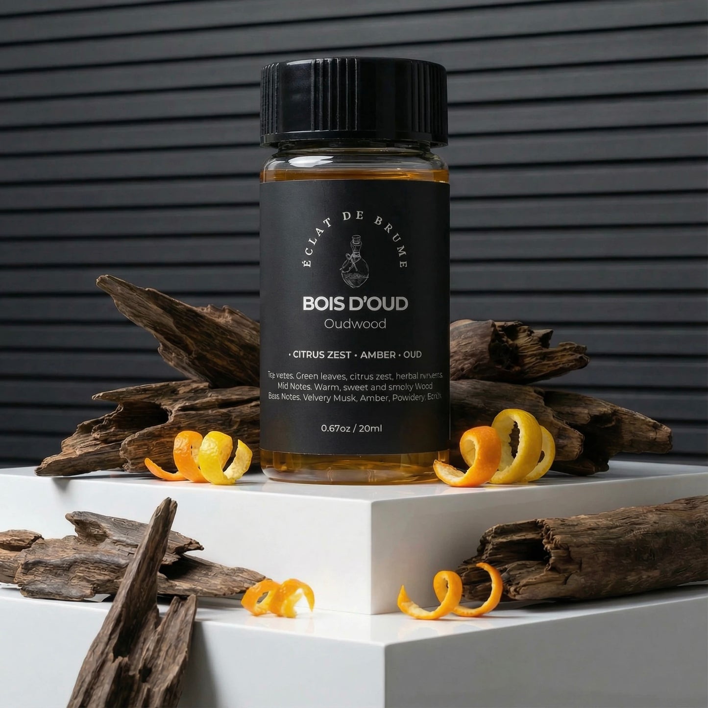 Bois d’Oud/Oudwood/Agarwood: Citrus Zest, Amber, Musk